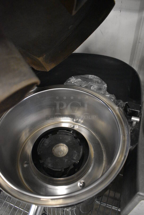NICE! Automatic Specialty Juicers Metal Commercial Countertop Juicer. 11.5x18x20. Tested and Does Not Power On - Image 5 of 5