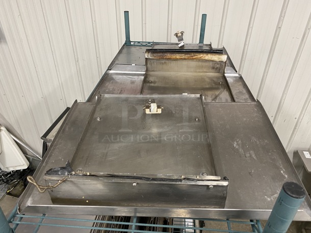 3 Metal Pieces. Possibly Pieces For Vertical Toaster. 16x19x4. 3 Times Your Bid! - Image 4 of 4