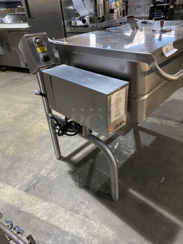 Groen Commercial Natural Gas Powered 40 Gallon Braising Pan Tilt Skillet! All Stainless Steel! Model HFP/2 Serial 18884HCF! On Legs! - Image 2 of 9