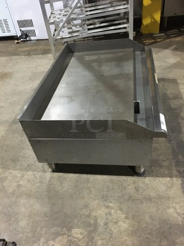 WOW! APW Wyott Commercial Countertop Electric Powered Flat Griddle! With Back & Side Splashes! All Stainless Steel! Model EG36I Serial 120871307015! 208/240V 1/3 Phase! On Legs! - Image 3 of 11