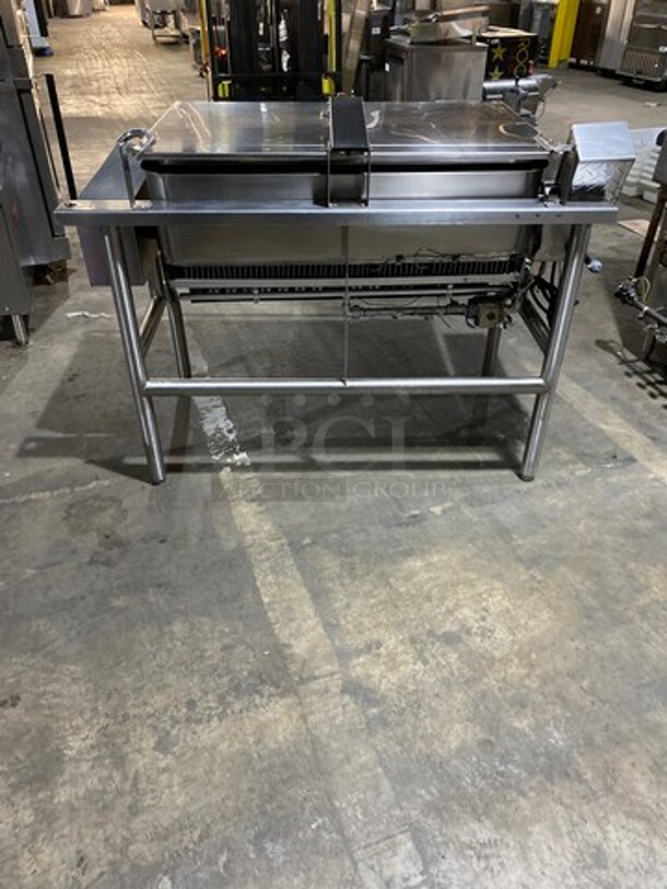 Groen Commercial Natural Gas Powered 40 Gallon Braising Pan Tilt Skillet! All Stainless Steel! Model HFP/2 Serial 18884HCF! On Legs! - Image 4 of 9