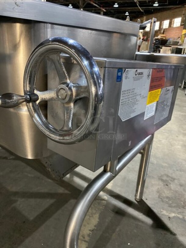 Groen Commercial Natural Gas Powered 40 Gallon Braising Pan Tilt Skillet! All Stainless Steel! Model HFP/2 Serial 18884HCF! On Legs! - Image 7 of 9