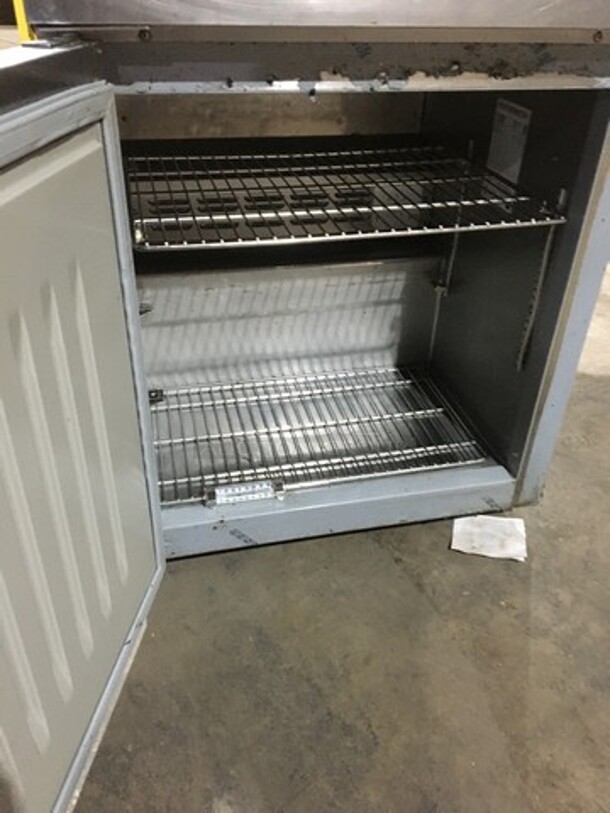 Hoshizaki Commercial Single Door Lowboy/Worktop Cooler! All Stainless Steel! Model CRMR27LPC Serial G50788G! 115V 1Phase! - Image 5 of 8