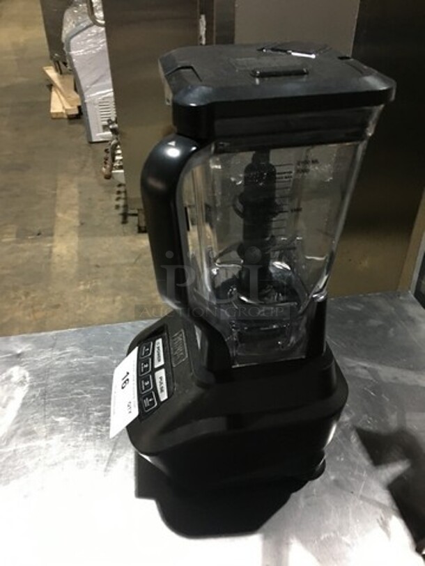 Ninja Commercial Countertop Blender! Model BL77030! 120V! - Image 2 of 9