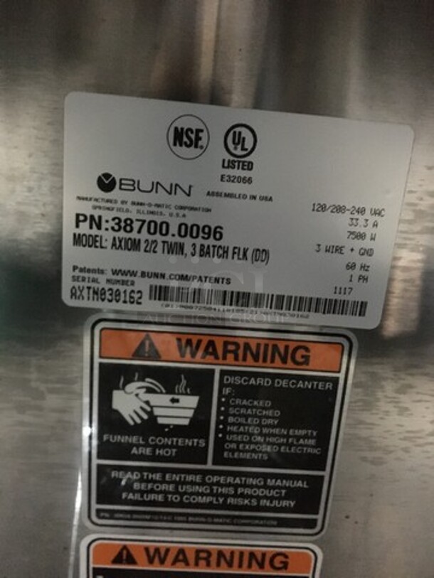 Bunn Commercial Countertop Dual Coffee Brewing Machine! Axiom Series! With 4 Coffee Pot Warming Stations! All Stainless Steel! Model AXIOM2/2TWIN Serial AXTN030162! 120/208/240V! 1Phase! On Legs! - Image 9 of 10