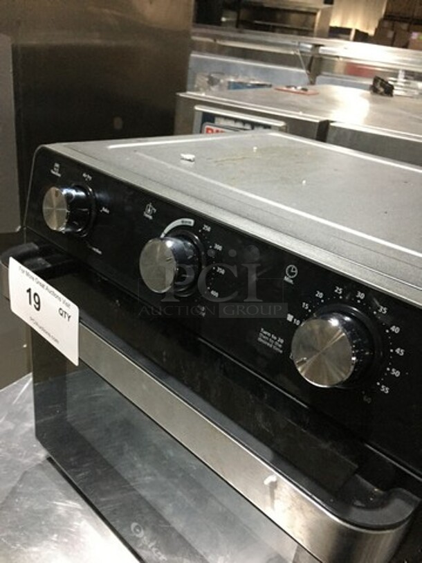 Oster Countertop Air Fryer/Grill Pan! With View Through Door! Model TSSTTVMAF1! 120V! - Image 5 of 9