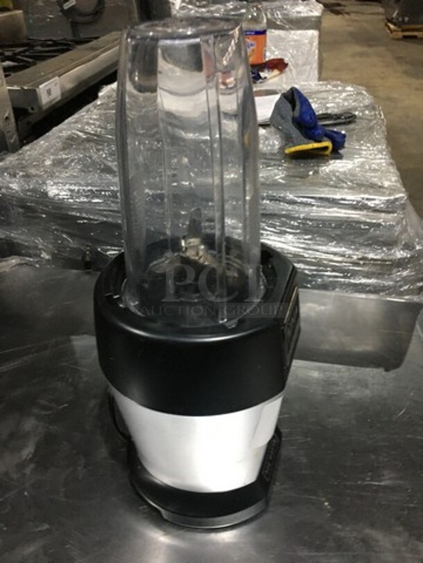 Nutri Ninja Pro Countertop Bullet Blender! Model BL45630DOB! 120V! - Image 3 of 9