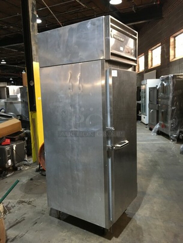 Victory Commercial Single Door Reach In Refrigerator! With Poly Coated Racks! All Stainless Steel! - Image 2 of 9