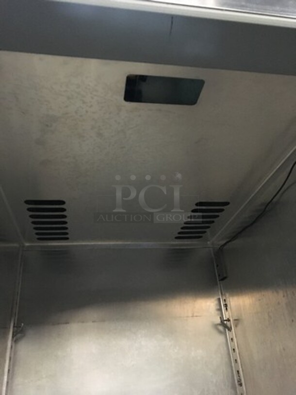 Victory Commercial Single Door Reach In Refrigerator! With Poly Coated Racks! All Stainless Steel! - Image 6 of 9