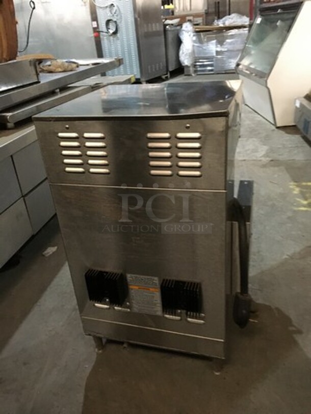 Bunn Commercial Countertop Dual Coffee Brewing Machine! All Stainless Steel! Model DUALSHDBC! 120/208V 1Phase! - Image 4 of 8
