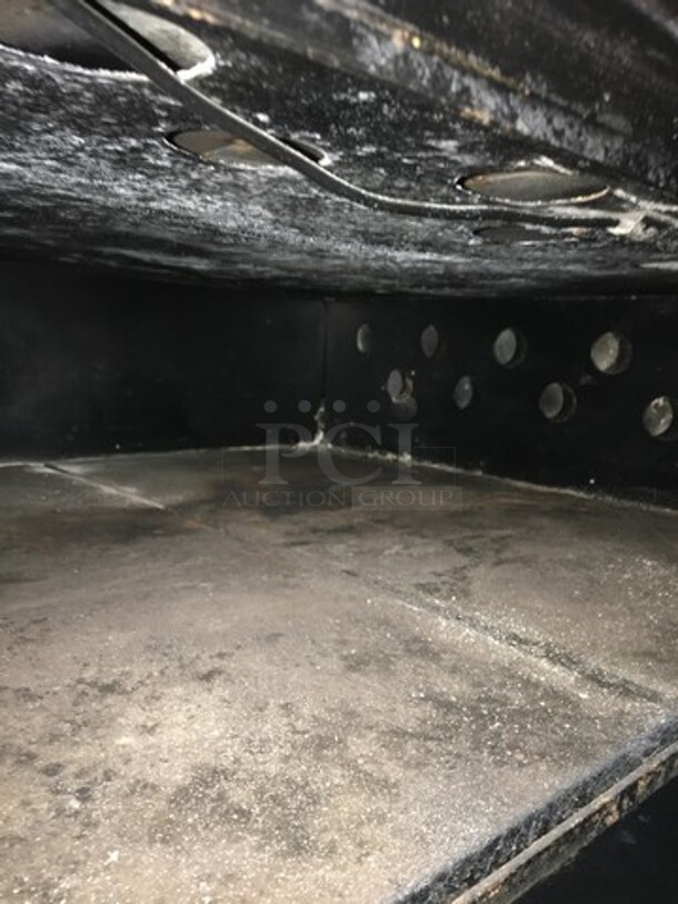 Nice! Attias All Stainless Steel Commercial Natural Gas Powered Double Deck Pizza/ Pita Rotating Baking Oven! On Legs! 2 X Your Bid! Makes One Unit! - Image 5 of 11