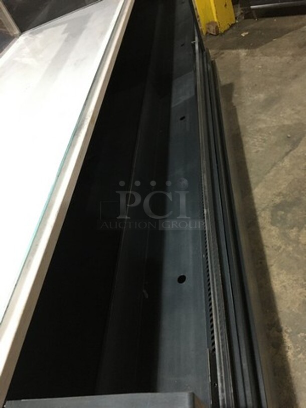 Structural Concepts Commercial Refrigerated Open Grab-N-Go/Display Case Combo! With 2 Sliding Rear Doors! On Commercial Casters! Model SBZ6652DR Serial 0912380GU318110! 220V 1Phase! - Image 7 of 10