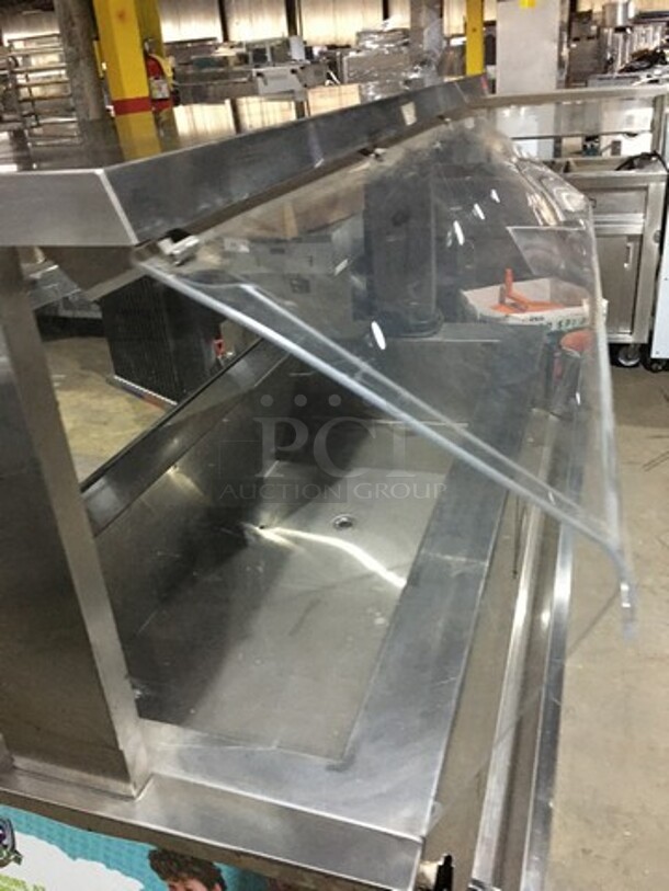 Vollrath Commercial Refrigerated Cold Pan! With Sneeze Guard! All Stainless Steel! With Lowering Prep/Serve Line! Model M3616500001EFA Serial B33600510731002! 120V 1Phase! On Commercial Casters! - Image 6 of 12