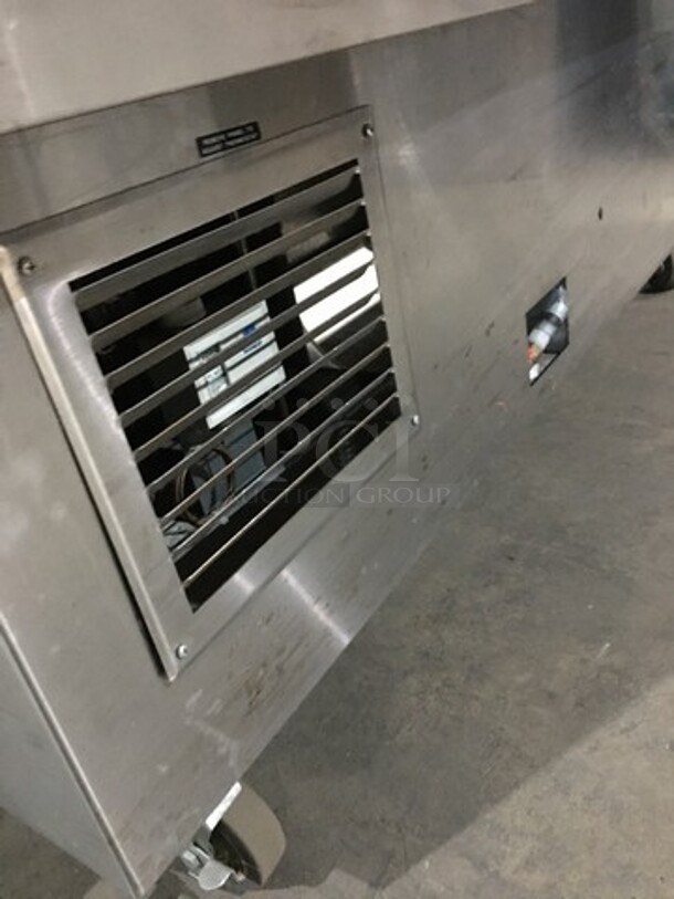 Vollrath Commercial Refrigerated Cold Pan! With Sneeze Guard! All Stainless Steel! With Lowering Prep/Serve Line! Model M3616500001EFA Serial B33600510731002! 120V 1Phase! On Commercial Casters! - Image 9 of 12