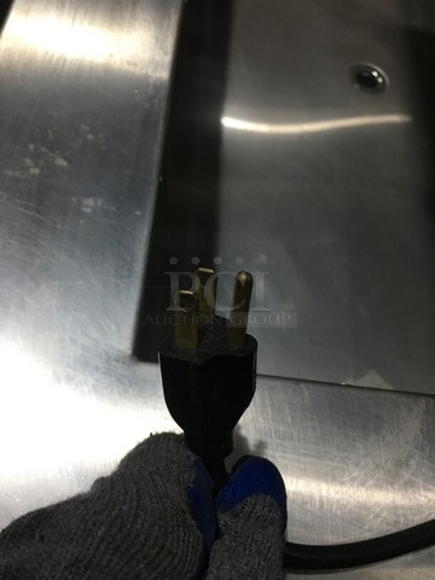 Vollrath Commercial Refrigerated Cold Pan! With Sneeze Guard! All Stainless Steel! With Lowering Prep/Serve Line! Model M3616500001EFA Serial B33600510731002! 120V 1Phase! On Commercial Casters! - Image 12 of 12