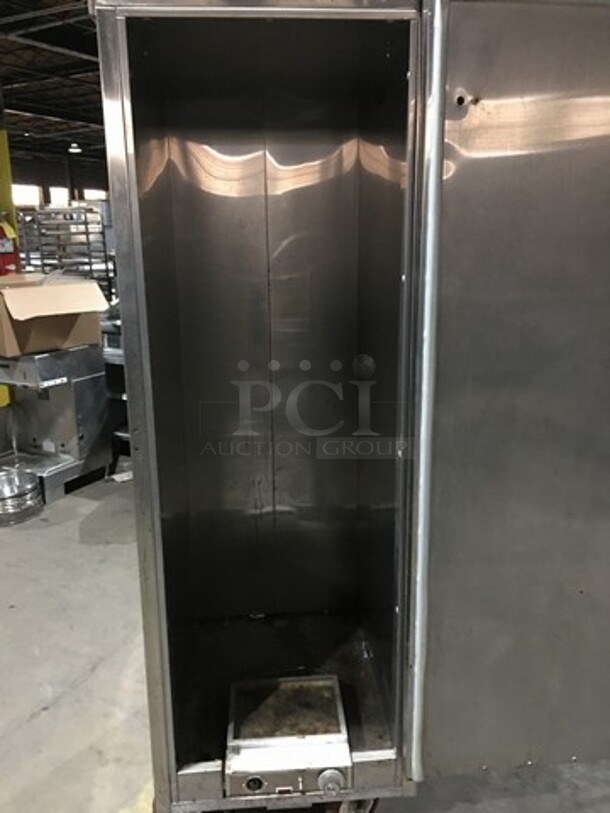 Carter Hoffmann Stainless Steel Food Warming/Proofing Cabinet! Holds Full Size Trays! On Commercial Casters! Model MD110PS! 120V! - Image 5 of 9