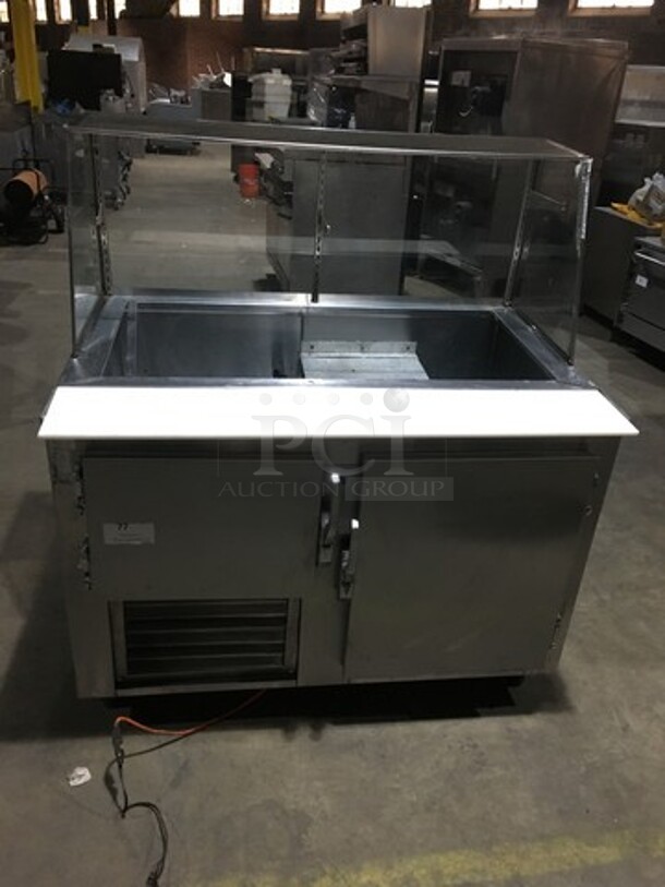 GZG Commercial Refrigerated Sandwich Prep Table! With Sneeze Guard! With Commercial Cutting Board! With 2 Door Underneath Storage Space! All Stainless Steel! Model SC48BM! 115V! On Legs!