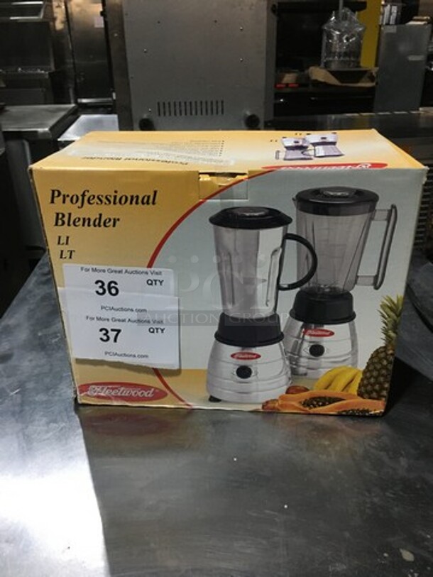 New! Fleetwood Commercial Bar Blender! Model LI! With Stainless Steel Pitcher! 110V 1 Phase!