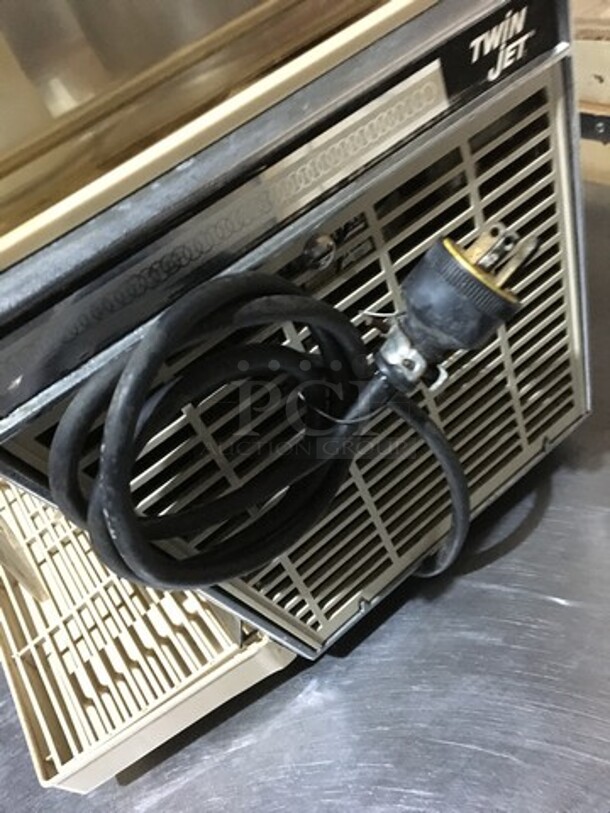 Jetspray Commercial Countertop Dual Refrigerated Beverage Dispenser! With Drip Tray! - Image 8 of 8