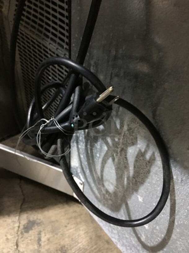 Glastender Commercial Refrigerated Bar Back Merchandiser! All Stainless Steel! With Poly Coated Racks! Model LP60R1XS Serial 134129615F! 120V 1Phase! - Image 9 of 9