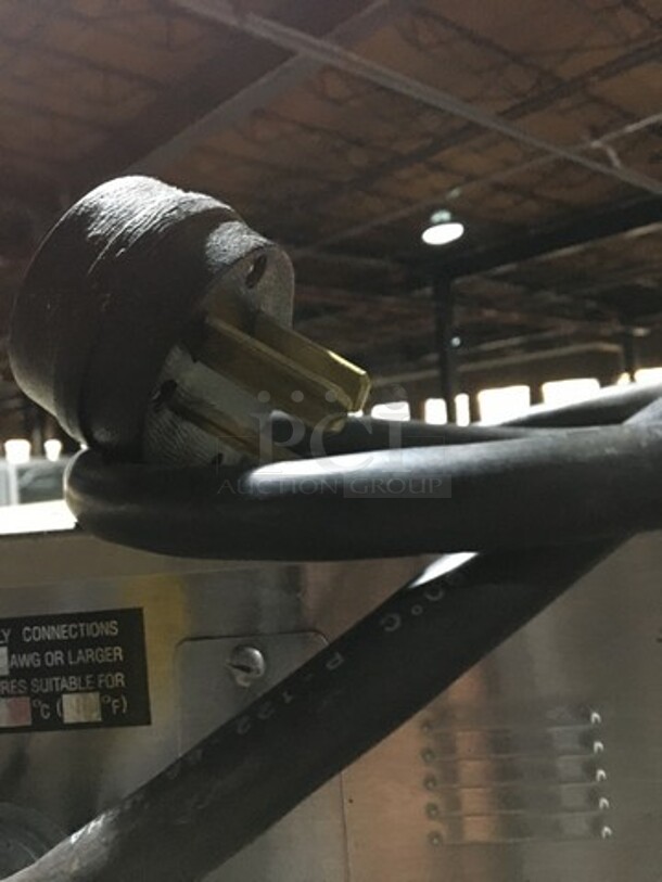 Sweet! Alto Shaam Commercial Halo Heat Cook-N-Hold/Food Warmer! All Stainless Steel! On Casters! - Image 8 of 8