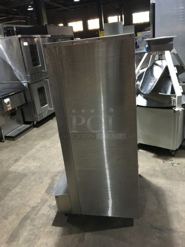 FABULOUS! Town Commercial Natural Gas Powered Smoker! All Stainless Steel Body! Model SM30RSSN Serial 201864! - Image 3 of 8