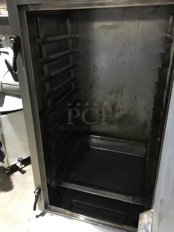 FABULOUS! Town Commercial Natural Gas Powered Smoker! All Stainless Steel Body! Model SM30RSSN Serial 201864! - Image 5 of 8