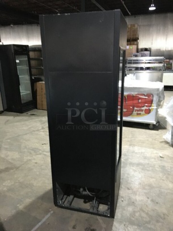 True Commercial Single Door Reach In Cooler Merchandiser! With Glass On Both Sides! Model GEM23 Serial 14686560! 115V 1Phase! - Image 4 of 8