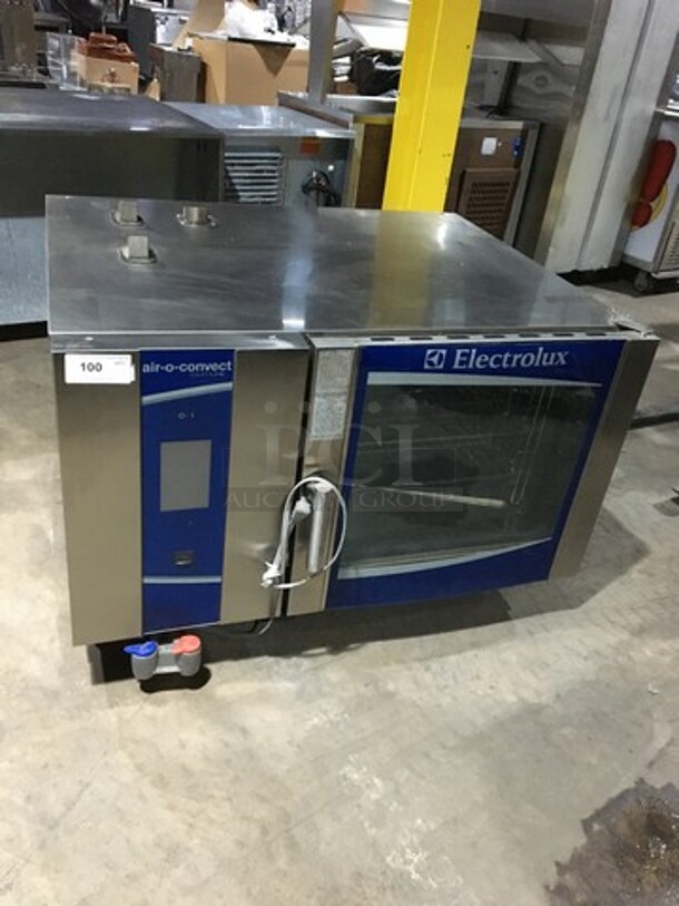 Electrolux Natural Gas Powered Air-O-Convect Combi Oven! With View Through Door! All Stainless Steel Body! Model AOS062GKP1 Serial 40510001! 120V! On Legs!