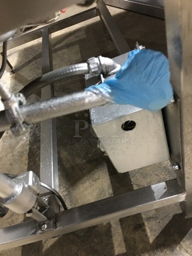 WOW! Groen All Stainless Steel Natural Gas  Powered 40LB Tilted Braising Pan/Skillet! On Legs! - Image 8 of 8