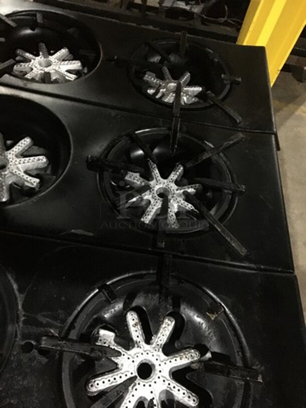 Garland Commercial Natural Gas Powered 6 Burner Stove! With Underneath Full Size Oven! With Overhead Salamander Shelf! On Legs! - Image 7 of 11