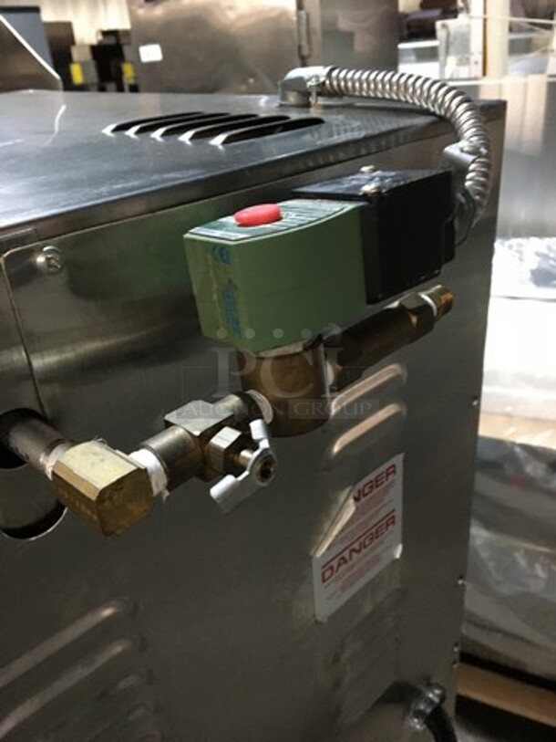 FANTASTIC! Doyon Jet Air Commercial Electric Powered Convection Oven! With 2 View Through Doors! On Pan Holding Rack! All Stainless Steel! Model JA4 Serial 277! 120/208V 3Phase! On Casters! - Image 8 of 10