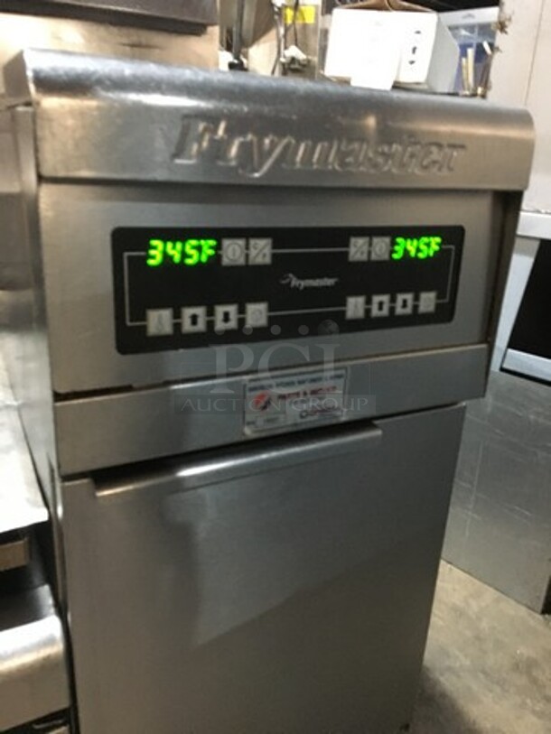 AMAZING! Frymaster Commercial Natural Gas Powered 3 Bay Deep Fat Fryer! With Fry Basket Hanging Station! With Backsplash! With Oil Filter System! All Stainless Steel! Model FMPH355CSC Serial 0803IJ0022! On Casters! Working When Removed! - Image 9 of 12