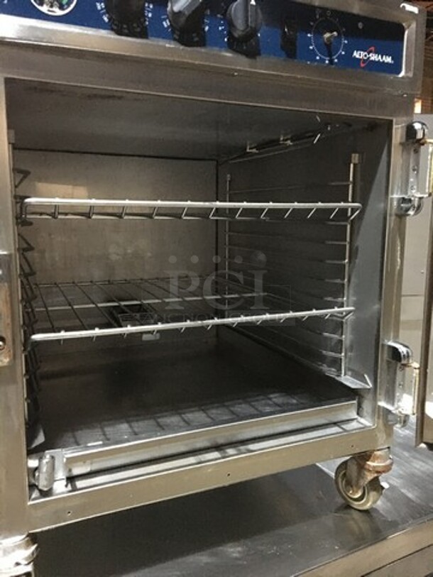 Alto Shaam Commercial Single Door Electric Powered Smoker! With View Through Door! All Stainless Steel! Model 767SK Serial 774254000! 208/240V 1Phase! On Casters! - Image 6 of 8