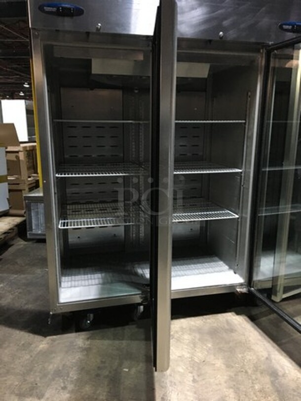 Hoshizaki Commercial 3 Door Reach In Cooler Merchandiser! With Poly Coated Racks! All Stainless Steel Body! Model CR3BFGYCR Serial E50024E! 115V 1Phase! - Image 5 of 10