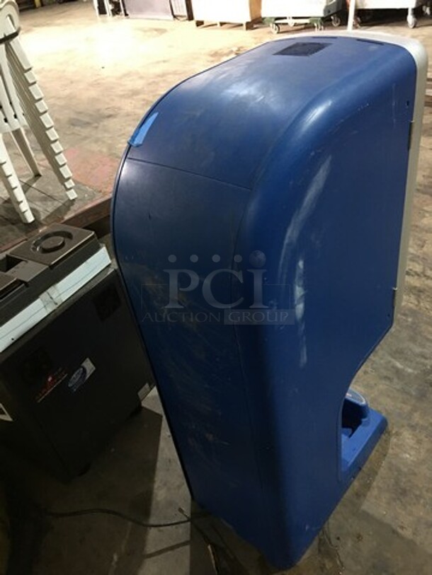 F'real Commercial Countertop Frozen Beverage Blender! Model FRLB4! - Image 4 of 10