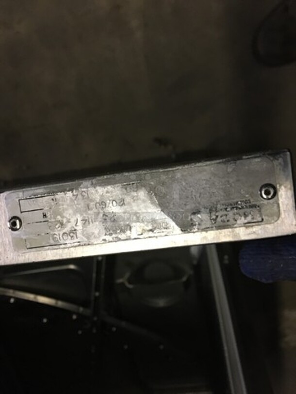 Sweet! Hobart Under The Counter Dishwasher! New Body Style! Model LXEC Serial 231147723! 120V 1 Phase! All Stainless Steel!  - Image 8 of 9