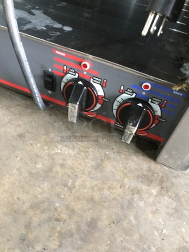 Great! APW Wyott Counter Top Hot Dog Roller Grill! All Stainless Steel! Model HRS755T Serial 8179618040854! 208/240V 1 Phase!  - Image 7 of 9