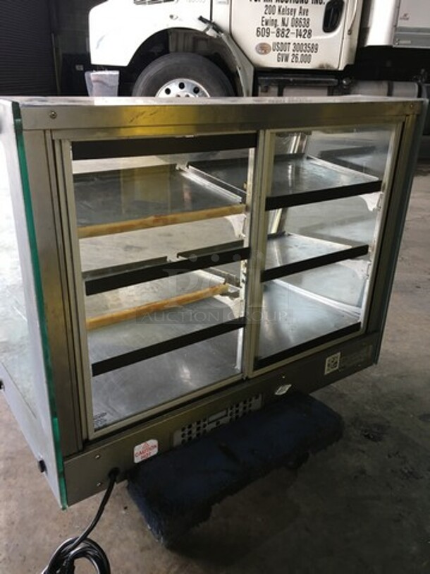 Vendo Commercial Countertop Food Warming Display Case! Glass All Around Showcase Style! All Stainless Steel! Serial 1331771! 115V 1Phase! - Image 3 of 11