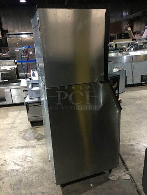 Ice-O-Matic Commercial Ice Making Machine! On Ice Bin! All Stainless Steel! Model ICE1006HW5 Serial 15061280013097! 208/230V! On Legs! 2 X Your Bid! Makes One Unit! - Image 4 of 9