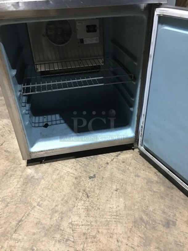 Delfield One Door Refrigerated Lowboy/Work Top Cooler! Model 406STAR2 Serial 0708152002876! 115V 1Phase! - Image 5 of 8