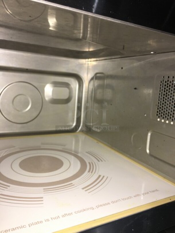 Spectrum Commercial Countertop Microwave Oven! All Stainless Steel! Model EMW1000SD Serial EMW1D030002801! 120V! - Image 6 of 9