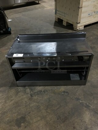 Vulcan Commercial Natural Gas Powered Range Mount 36" Cheese Melter! All Stainless Steel! Model VCM3614 Serial 650102700!