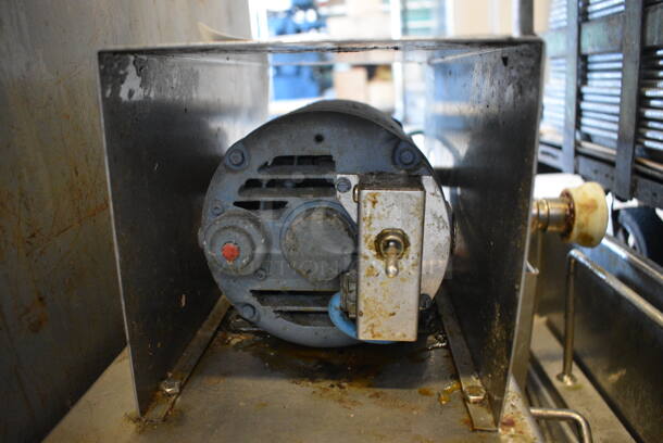 NICE! Stainless Steel Commercial Floor Style Grease Filtration System. 16x24x18 - Image 6 of 8