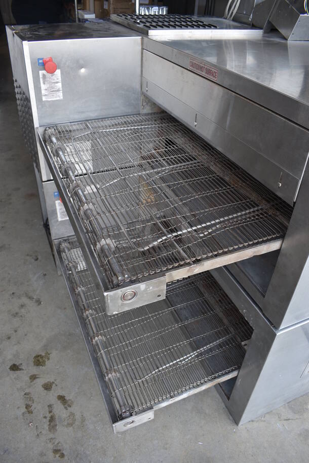 2 GORGEOUS! Blodgett Model MT3240G Stainless Steel Commercial Propane Gas Powered Conveyor Pizza Oven. 100,000 BTU. 72x54x40. 2 Times Your Bid! - Image 3 of 12