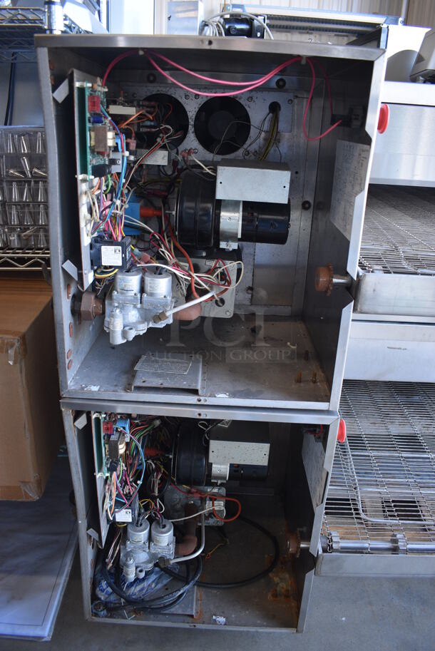 2 GORGEOUS! Blodgett Model MT3240G Stainless Steel Commercial Propane Gas Powered Conveyor Pizza Oven. 100,000 BTU. 72x54x40. 2 Times Your Bid! - Image 9 of 12