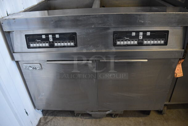 FANTASTIC! 2012 Dean Model SCFHD260GNC Stainless Steel Commercial Floor Style Natural Gas Powered Double Bay Deep Fat Fryer w/ Filtration System on Commercial Casters. 125,000 BTU. 40x36x49 - Image 5 of 9
