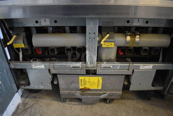 FANTASTIC! 2012 Dean Model SCFHD260GNC Stainless Steel Commercial Floor Style Natural Gas Powered Double Bay Deep Fat Fryer w/ Filtration System on Commercial Casters. 125,000 BTU. 40x36x49 - Image 7 of 9