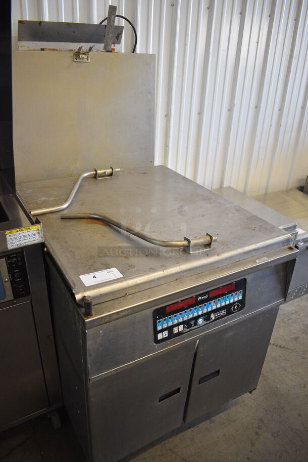 AWESOME! Pitco Frialator Model DD24RUFM Stainless Steel Commercial Floor Style Natural Gas Powered Donut Fryer. 72,000 BTU. 29x44x61 - Image 3 of 8