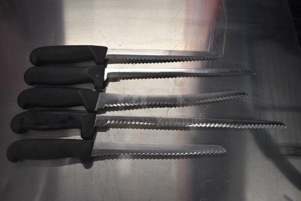 5 SHARPENED Stainless Steel Serrated Knives. Includes 13